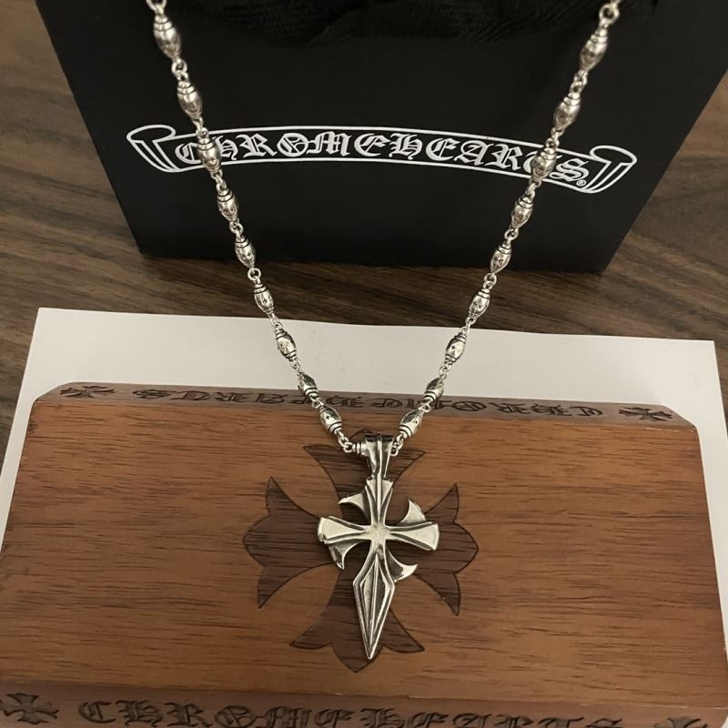 Ch**me He**ts necklaces